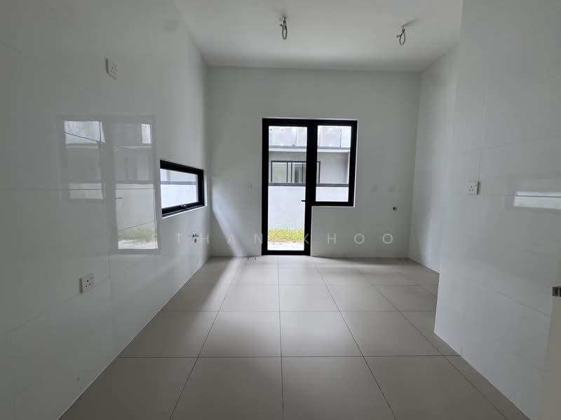 Rumah Berkembar untuk Dijual di Kota Damansara (Selangor) - Ethan Khoo - PropertyGuru.com.my