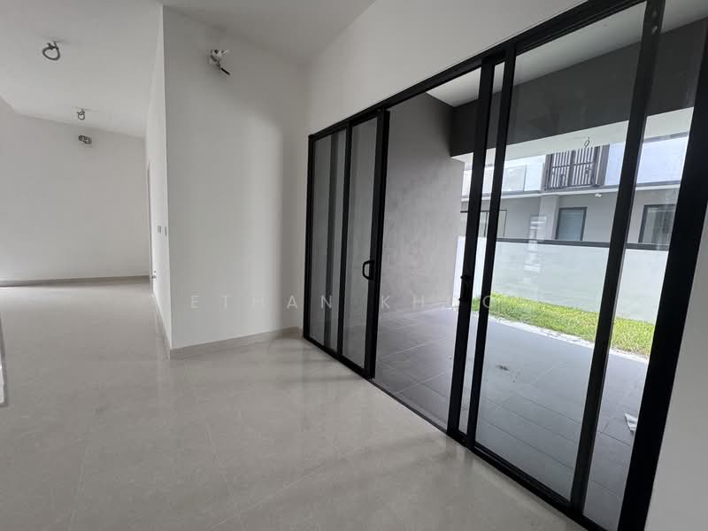 Rumah Berkembar untuk Dijual di Kota Damansara (Selangor) - Ethan Khoo - PropertyGuru.com.my