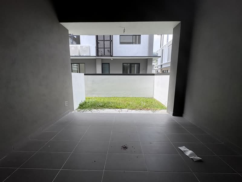 Rumah Berkembar untuk Dijual di Kota Damansara (Selangor) - Ethan Khoo - PropertyGuru.com.my