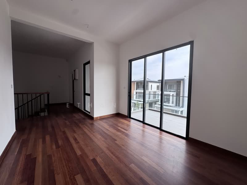 Rumah Berkembar untuk Dijual di Kota Damansara (Selangor) - Ethan Khoo - PropertyGuru.com.my