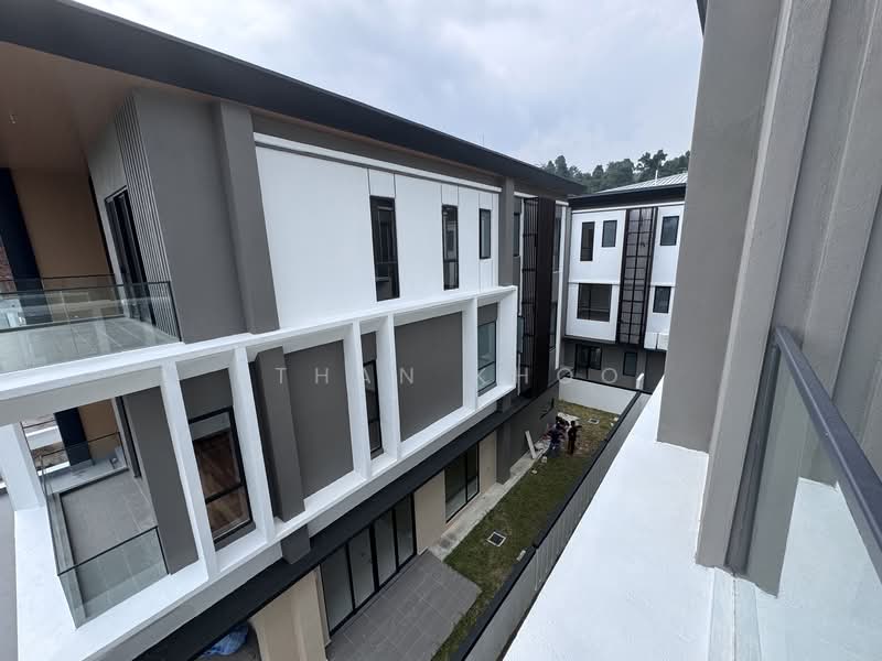 Rumah Berkembar untuk Dijual di Kota Damansara (Selangor) - Ethan Khoo - PropertyGuru.com.my