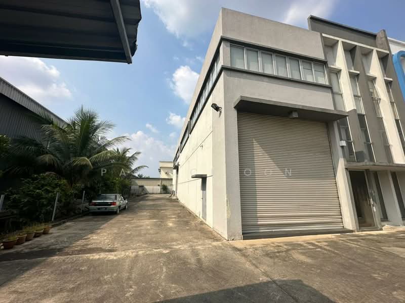 Semi-D Factory for Sale in Kawasan Perindustrian Balakong (Balakong) - Patrick Oon - Exterior - PropertyGuru.com.my