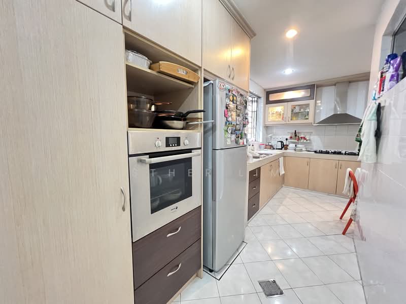 2-storey Terraced House for Sale in Seri Utama Damansara (Kota Damansara) - Esther Lim - Kitchen - PropertyGuru.com.my