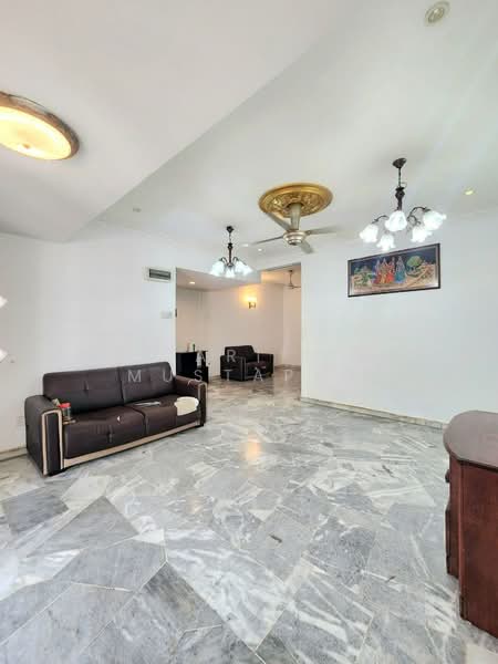 2-storey Terraced House for Sale in Bandar Kinrara Seksyen 3 (Bandar Kinrara) - Arif Mustapha - Living Room - PropertyGuru.com.my