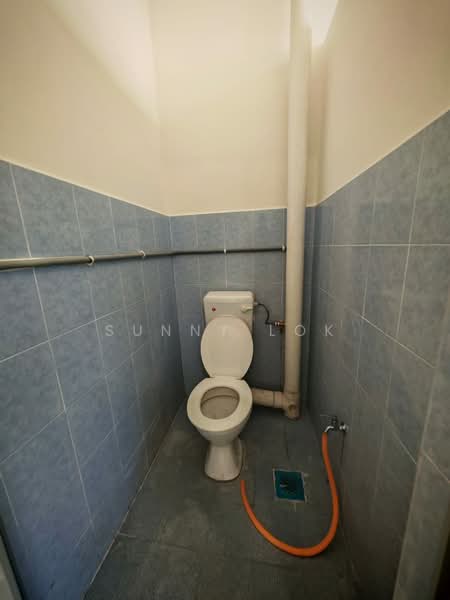 Flat for Rent at Taman Juru - Sunny Lok - Bathroom - PropertyGuru.com.my