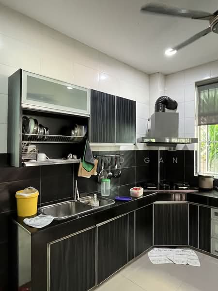 Bungalow for Sale in Subang Heights (Subang Jaya) - Desmond Gan - Kitchen - PropertyGuru.com.my