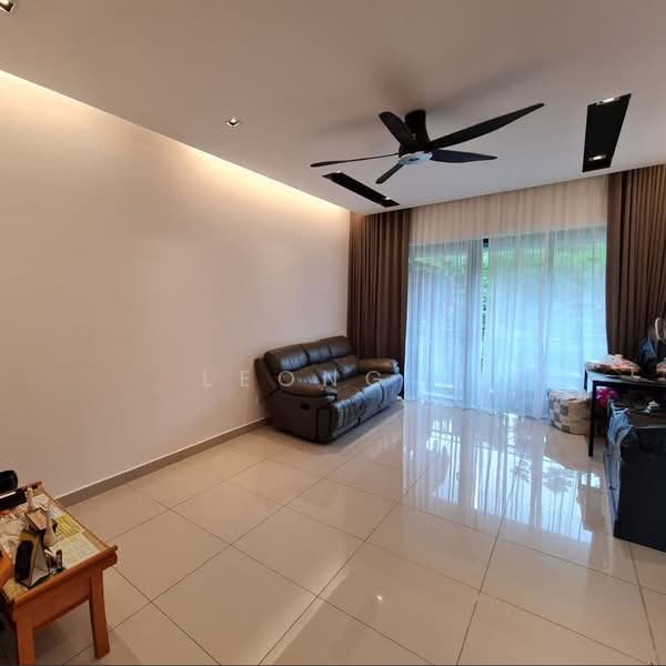 Condominium for Sale at Setia Sky Vista - Leong . - Living Room - PropertyGuru.com.my