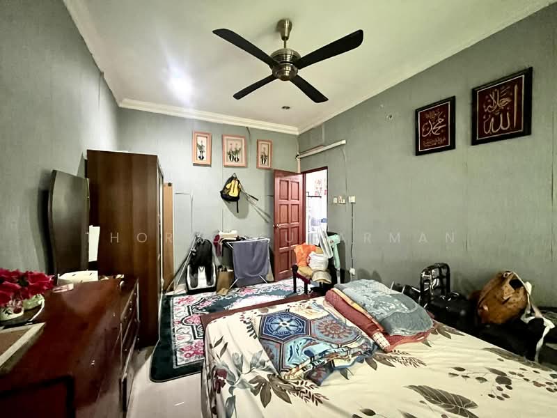 1-storey Terraced House for Sale in Au 4 (Ulu Kelang) - Thoriq Suparman - Bedroom - PropertyGuru.com.my