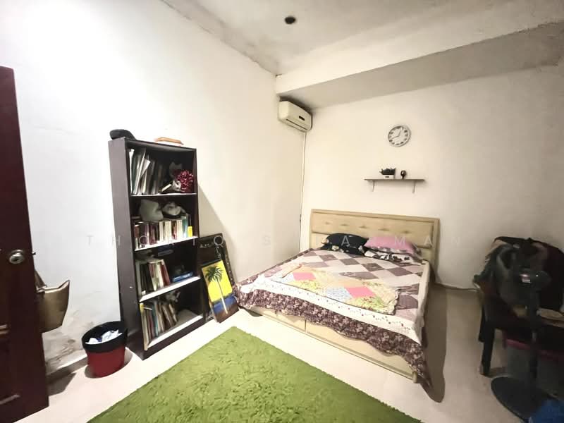 1-storey Terraced House for Sale in Au 4 (Ulu Kelang) - Thoriq Suparman - Bedroom - PropertyGuru.com.my