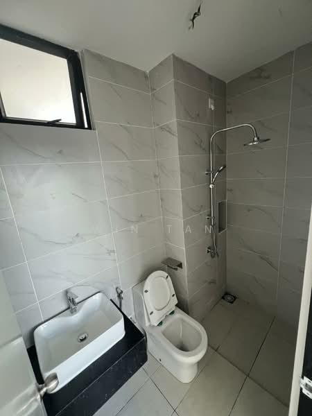 Servis Apartment untuk Dijual di Space Residency - Win Tan - Bathroom - PropertyGuru.com.my