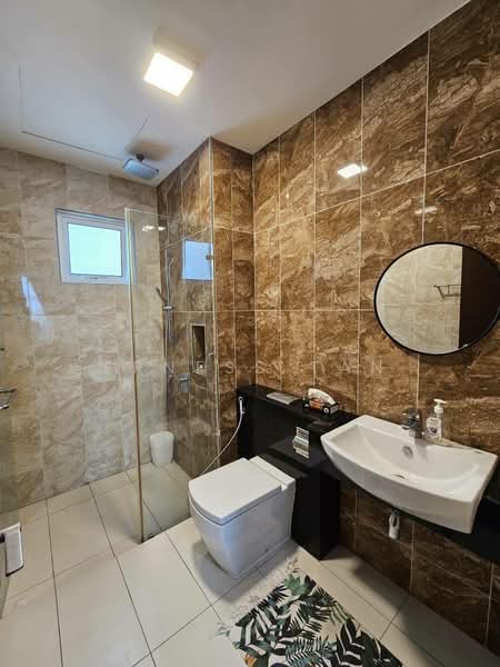 Service Residence for Rent at Paragon Residences @ Straits View - Erness Tan - Bathroom - PropertyGuru.com.my