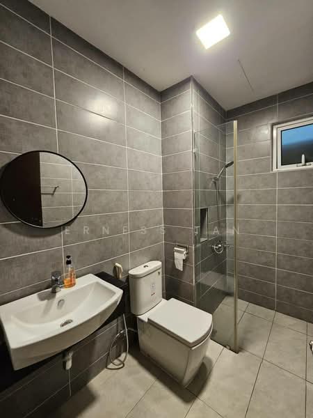 Service Residence for Rent at Paragon Residences @ Straits View - Erness Tan - Bathroom - PropertyGuru.com.my