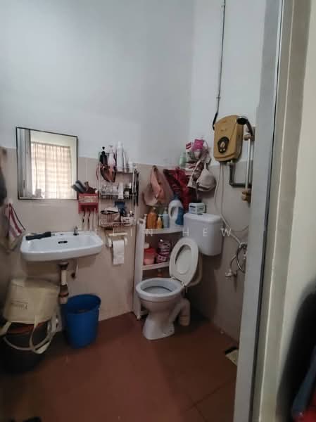 Rumah Teres 1 Tingkat untuk Dijual di Kota Masai (Pasir Gudang) - Ellin Hew - Bathroom - PropertyGuru.com.my