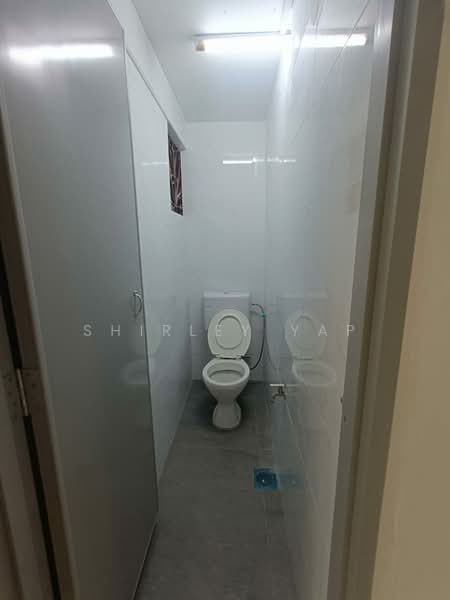 1-storey Terraced House for Rent in Taman Johor (Tampoi) - Shirley Yap - Bathroom - PropertyGuru.com.my