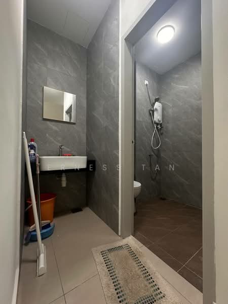 Pangsapuri untuk Disewa di Optimus Medini - Erness Tan - Bathroom - PropertyGuru.com.my