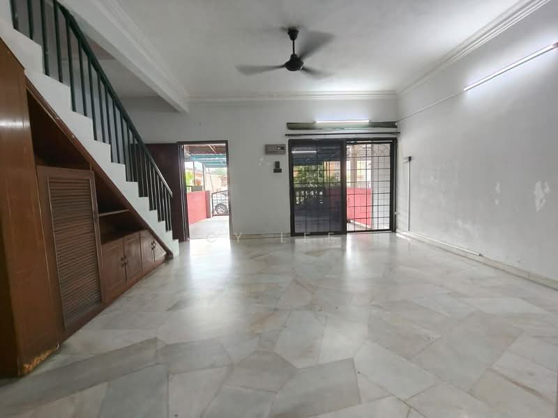 Rumah Teres 2 Tingkat untuk Dijual di Ipoh (Perak) - CY Lee - Living Room - PropertyGuru.com.my