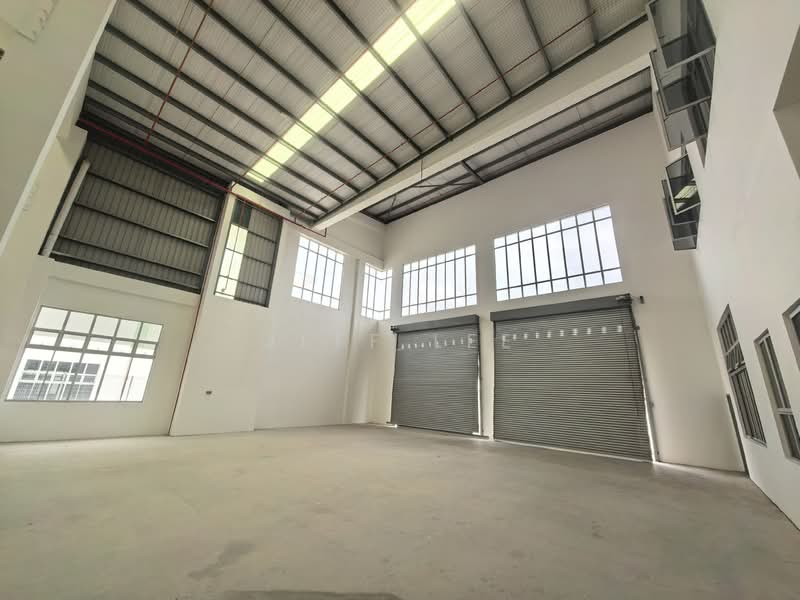 Detached Factory for Rent in Kawasan Perindustrian Iskandar (Pasir Gudang) - Jeff Lee - Interior - PropertyGuru.com.my