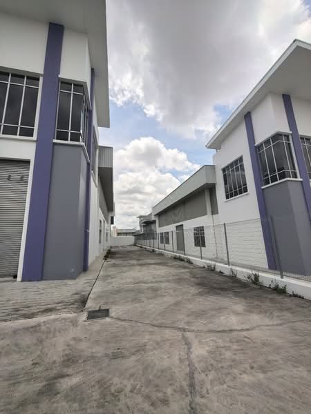 Detached Factory for Rent in Kawasan Perindustrian Iskandar (Pasir Gudang) - Jeff Lee - Exterior - PropertyGuru.com.my