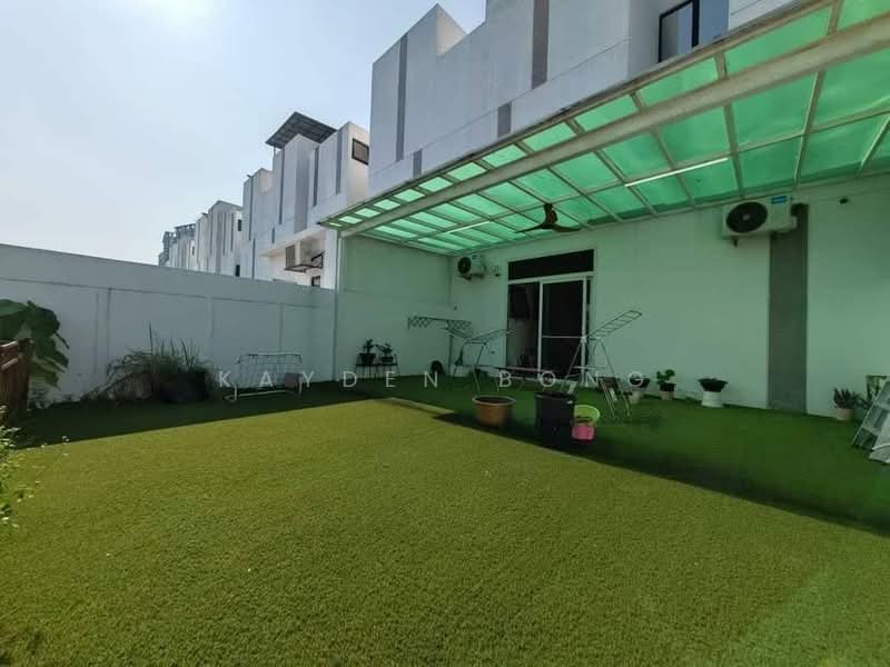 3-storey Terraced House for Sale in Puchong (Selangor) - Kayden Bong - Exterior - PropertyGuru.com.my