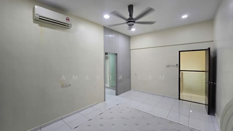 Rumah Teres 2 Tingkat untuk Dijual di Taman Naluri Indah (Seberang Jaya) - Amanda Lam - Bedroom - PropertyGuru.com.my