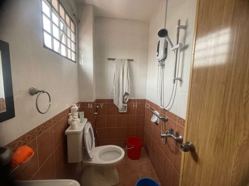 2-storey Terraced House for Sale in Sungai Long (Bandar Sungai Long) - Jenny Choong - Bathroom - PropertyGuru.com.my