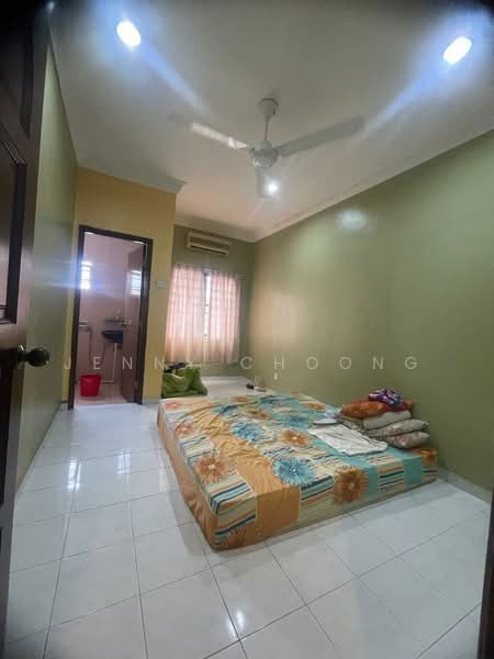 2-storey Terraced House for Sale in Sungai Long (Bandar Sungai Long) - Jenny Choong - Bedroom - PropertyGuru.com.my