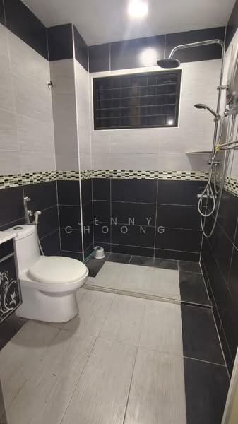 2-storey Terraced House for Sale in Sungai Long (Bandar Sungai Long) - Jenny Choong - Bathroom - PropertyGuru.com.my