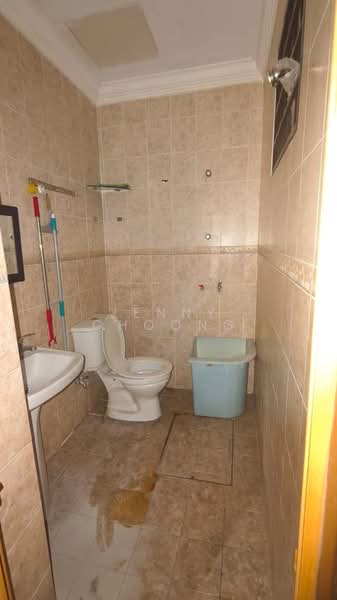 2-storey Terraced House for Sale in Sungai Long (Bandar Sungai Long) - Jenny Choong - Bathroom - PropertyGuru.com.my