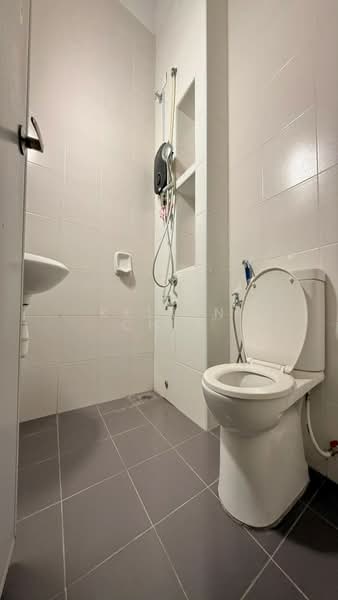 2-storey Terraced House for Rent in Gelang Patah (Johor) - Kelvin Chee - Bathroom - PropertyGuru.com.my