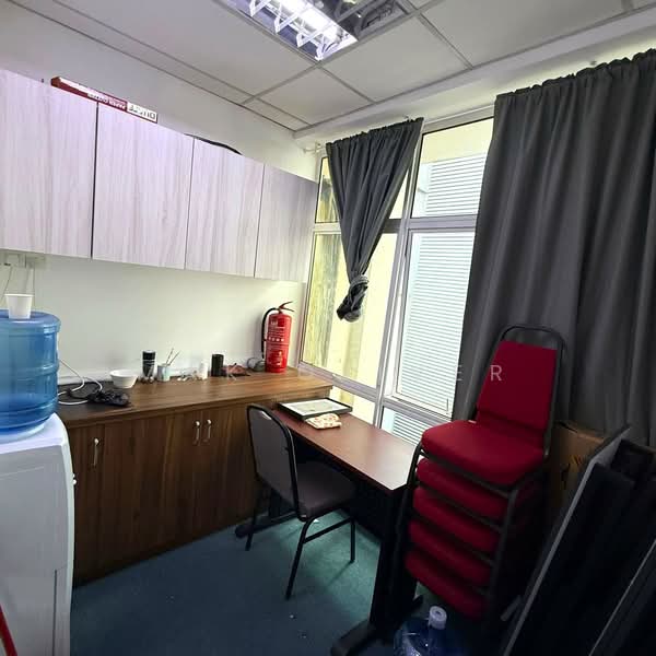 Shop / Office for Sale in Puchong (Selangor) - Mak Oliver - Interior - PropertyGuru.com.my