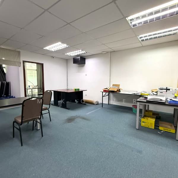Shop / Office for Sale in Puchong (Selangor) - Mak Oliver - Interior - PropertyGuru.com.my