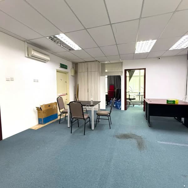 Shop / Office for Sale in Puchong (Selangor) - Mak Oliver - Interior - PropertyGuru.com.my