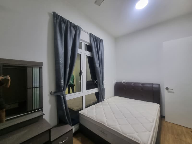 Servis Apartment untuk Disewa di Eco Sky - Ray Kong - Bedroom - PropertyGuru.com.my
