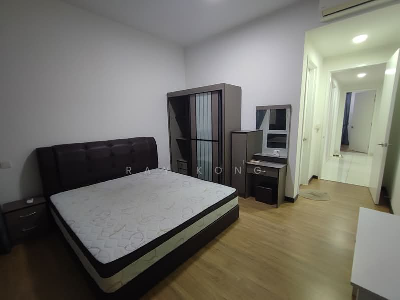 Servis Apartment untuk Disewa di Eco Sky - Ray Kong - Bedroom - PropertyGuru.com.my