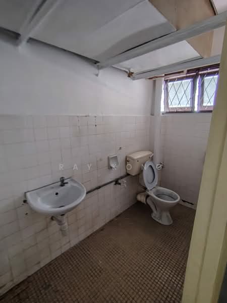 Perdana Villa untuk Untuk Dijual - RM 200,000, Apr 2026 - Bathroom - PropertyGuru.com.my