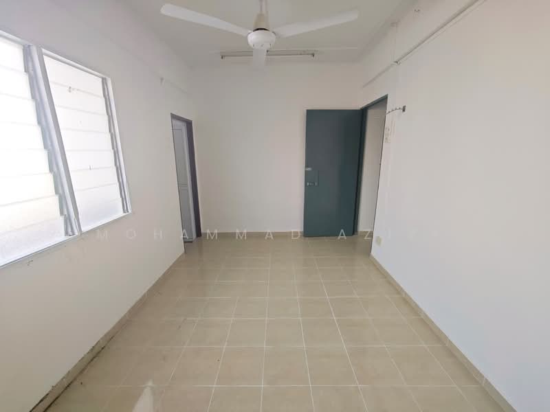 2-storey Terraced House for Sale in Taman Seri Mahkota Jaya (Kuantan) - Mohammad Azizi - Interior - PropertyGuru.com.my