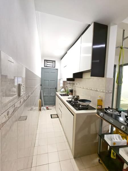 1.5-storey Terraced House for Sale in Taman Setia Indah (Tebrau) - Ee Fong Toh - Kitchen - PropertyGuru.com.my