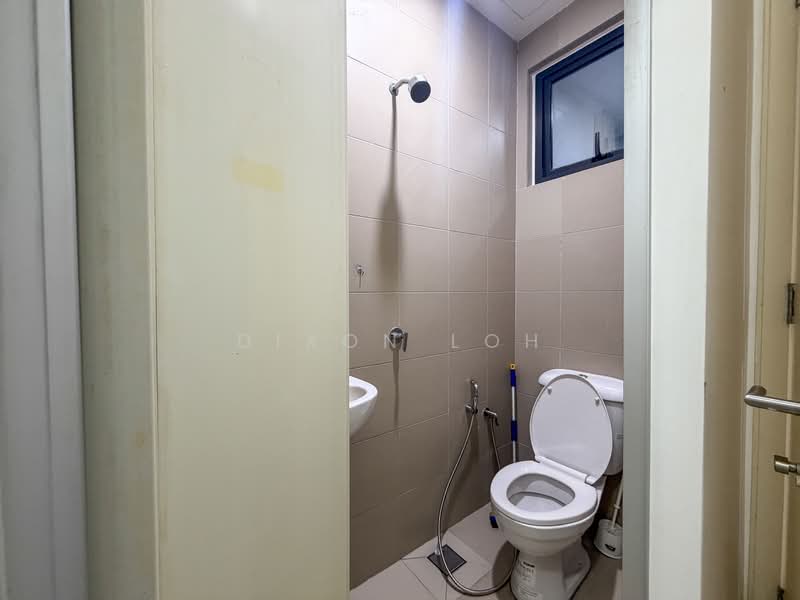 Service Residence for Rent at Tropicana Gardens - Dixon Loh - Bathroom - PropertyGuru.com.my