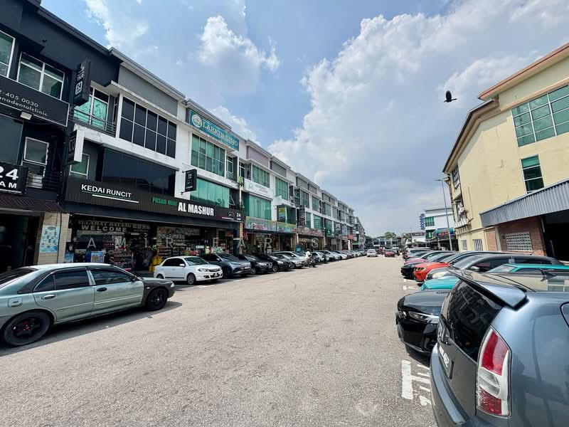 Shop for Sale in Larkin (Johor Bahru) - Amir Faris Rusli - PropertyGuru.com.my
