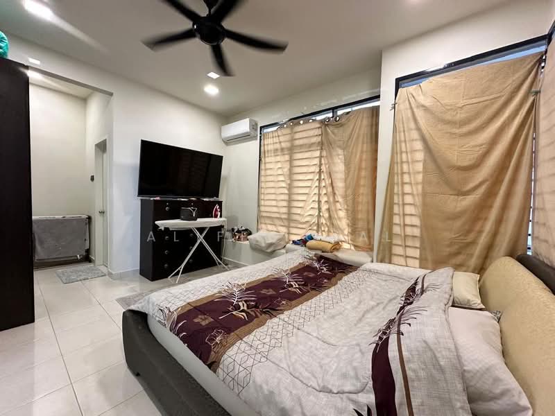 Rumah Teres 2 Tingkat untuk Dijual di Puncak Alam (Selangor) - Aliff Iqbal - PropertyGuru.com.my
