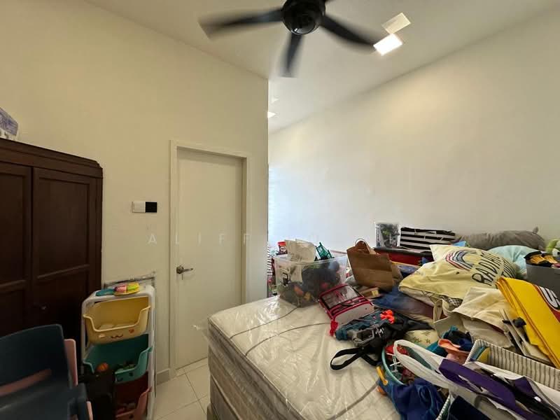 Rumah Teres 2 Tingkat untuk Dijual di Puncak Alam (Selangor) - Aliff Iqbal - PropertyGuru.com.my