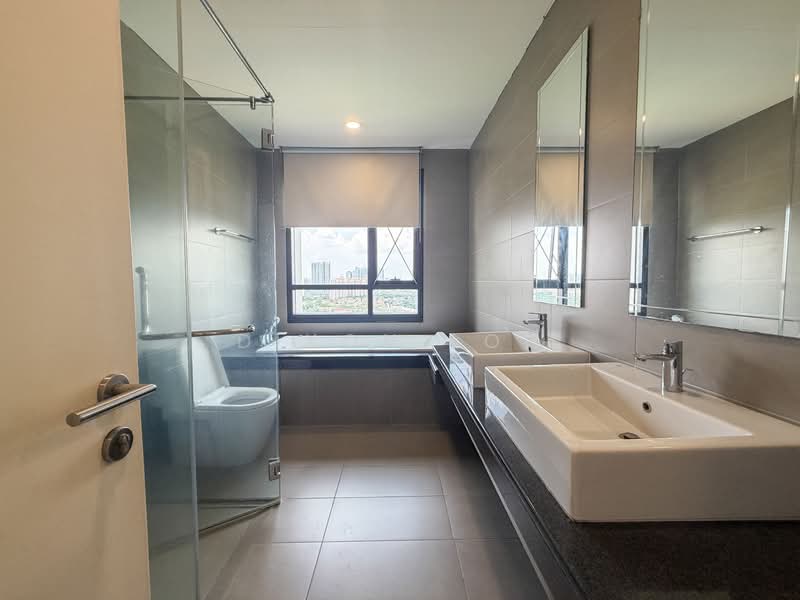 Service Residence for Rent at Tropicana Gardens - Dixon Loh - Bathroom - PropertyGuru.com.my
