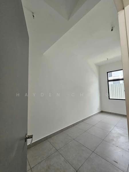 2-storey Terraced House for Sale in Taman Mount Austin (Tebrau) - Chong Jen Yep - Interior - PropertyGuru.com.my