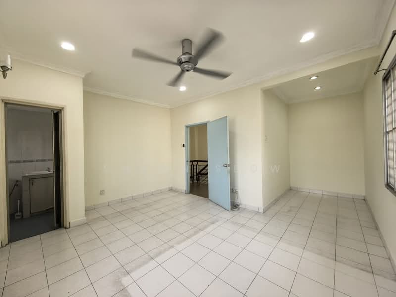 2-storey Terraced House for Sale in Kota Kemuning (Shah Alam) - Shawn Seow - Interior - PropertyGuru.com.my