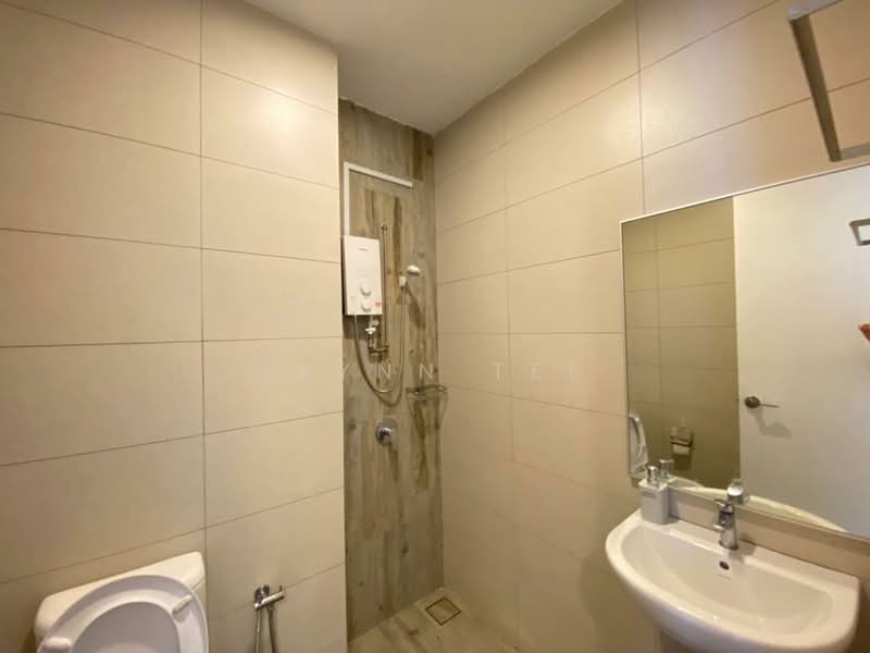 Servis Apartment untuk Disewa di Arte S - Elynn Tee - Bathroom - PropertyGuru.com.my