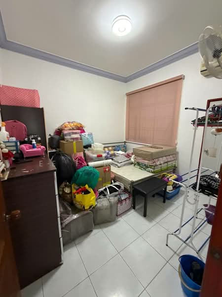 2-storey Terraced House for Sale in Taman Perling (Perling) - Ee Fong Toh - Bedroom - PropertyGuru.com.my