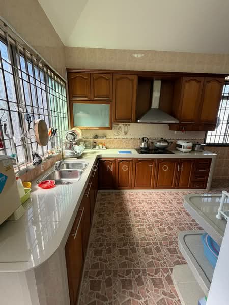 2-storey Terraced House for Sale in Taman Perling (Perling) - Ee Fong Toh - Kitchen - PropertyGuru.com.my