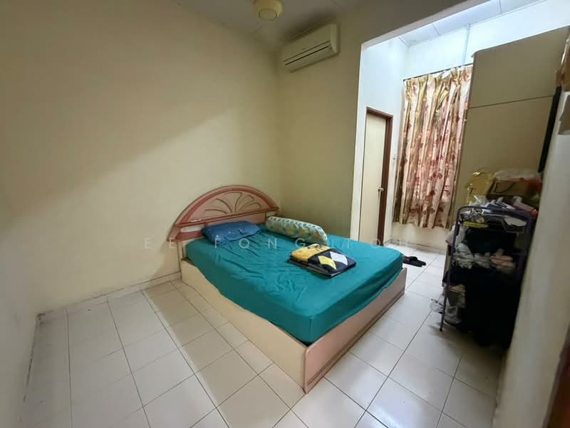 Rumah Teres 1 Tingkat untuk Dijual di Kangkar Pulai (Skudai) - Ee Fong Toh - Bedroom - PropertyGuru.com.my