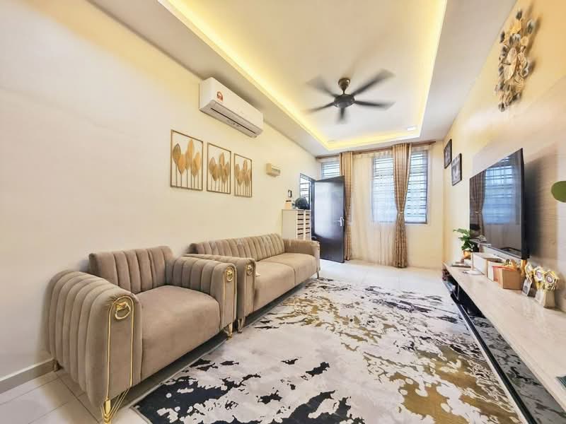 Townhouse for Sale in Senai (Johor) - Amir Faris Rusli - Living Room - PropertyGuru.com.my