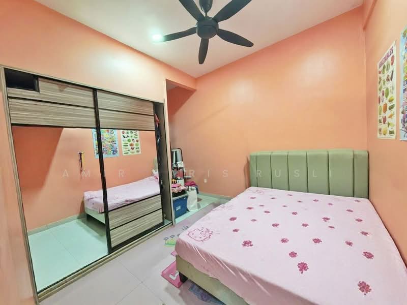 Townhouse for Sale in Senai (Johor) - Amir Faris Rusli - PropertyGuru.com.my